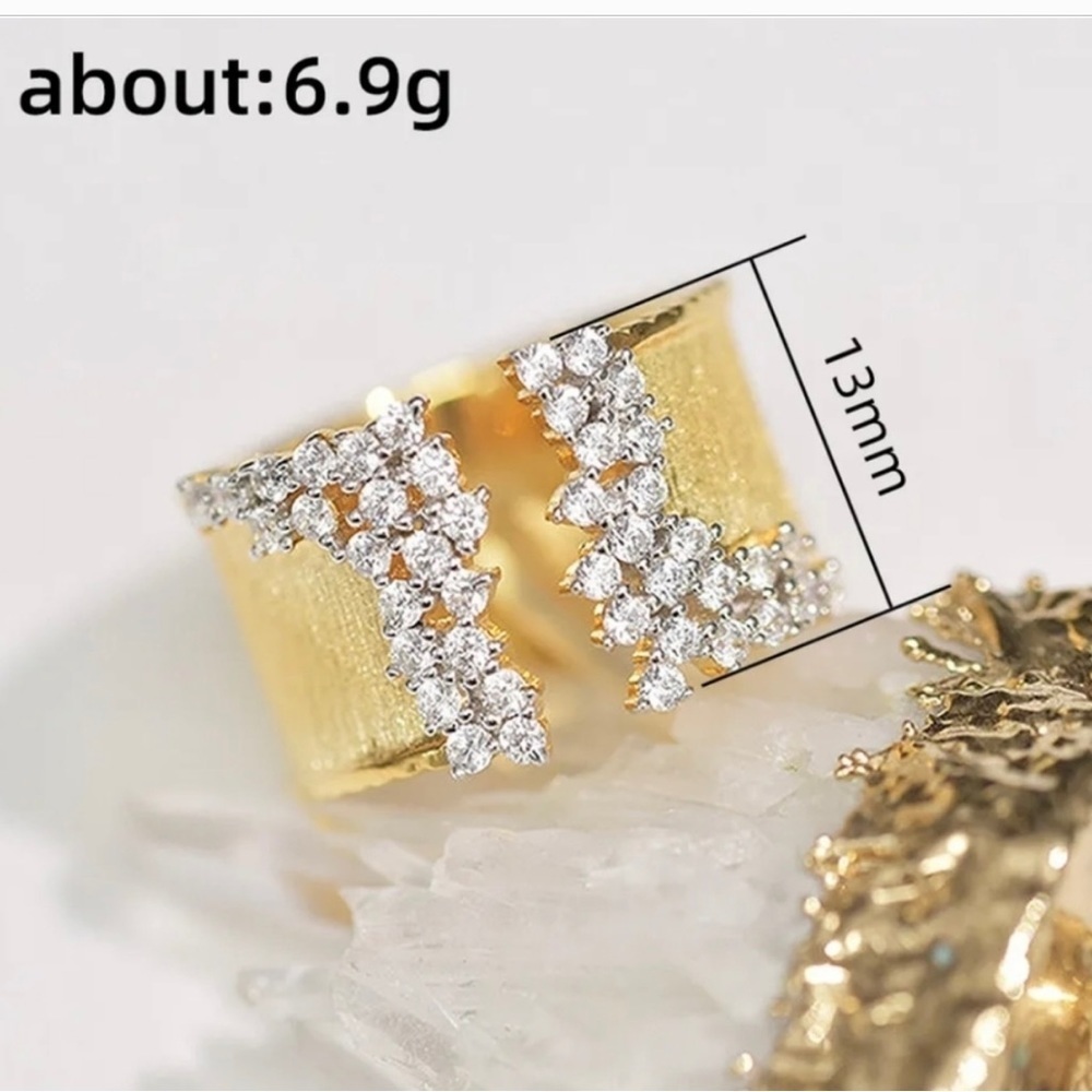 18K GOLD-PLATED SPARKLE ALLURE CZ CRYSTAL CUFF RING (ADJUSTABLE) - Picture 7 of 10
